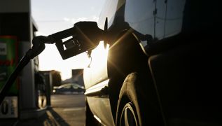 Цены на бензин зависят от месторасположения АЗС