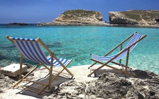 Туризм по-кипрски: доходы растут, но долги сохраняются
